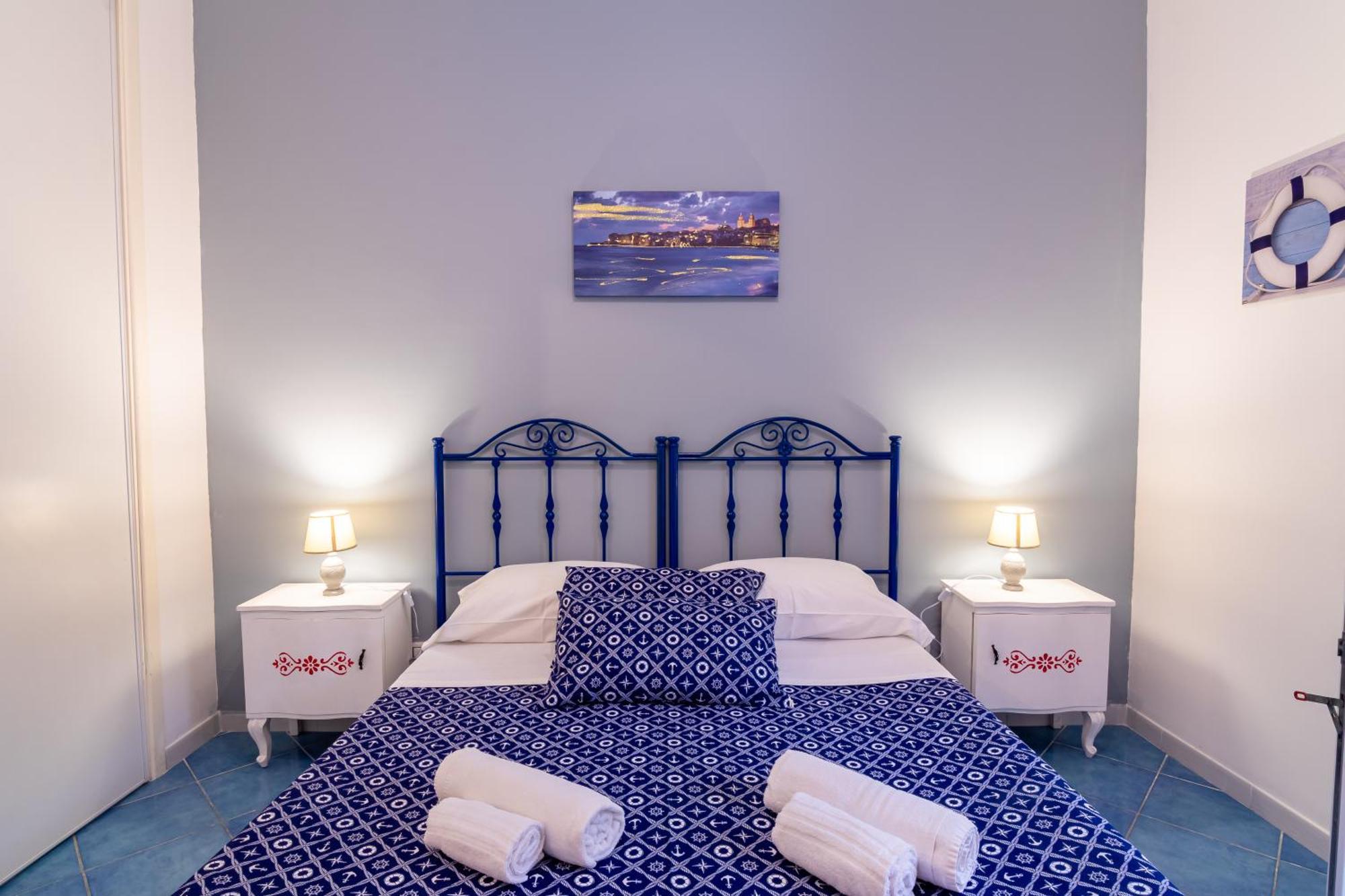Aria Di Mare Rooms Чефалу Экстерьер фото