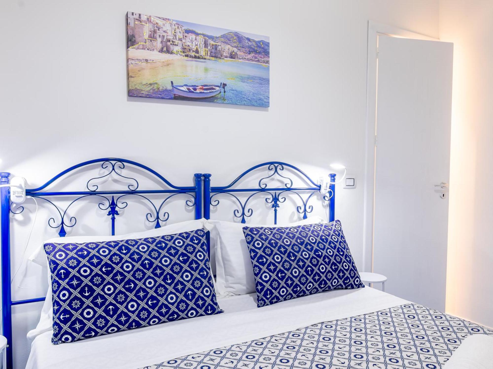 Aria Di Mare Rooms Чефалу Экстерьер фото